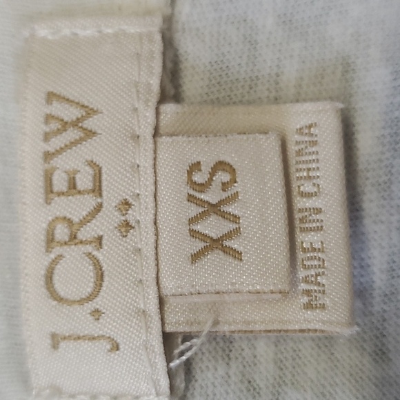 J.Crew women's top, off white. Short sleeves, enbroidery down front size XXS. - Picture 8 of 9